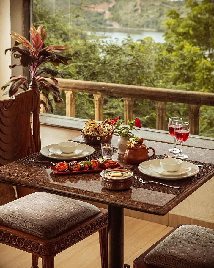 ***** Resort Yaan Udaipur Hotel India