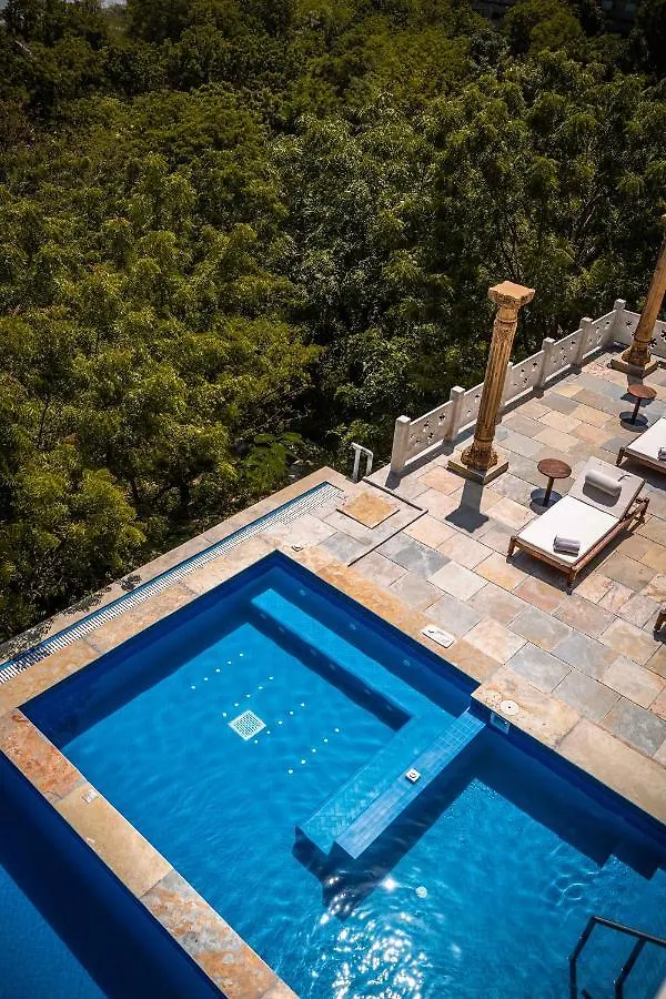 Yaan Retreat-Lake View-Private Pool Villas Udaipur 5*,