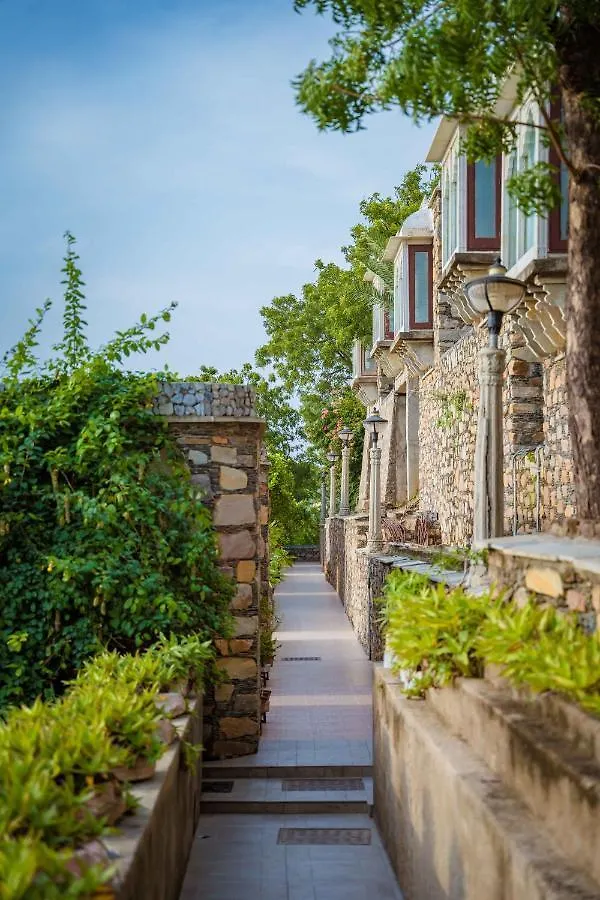 Yaan Retreat-Lake View-Private Pool Villas Udaipur India