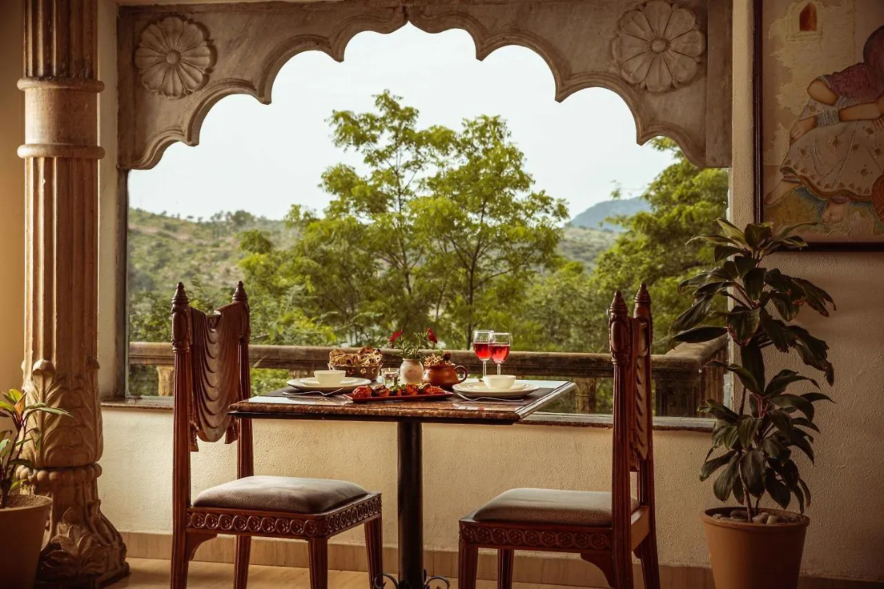 Yaan Retreat-Lake View-Private Pool Villas Udaipur